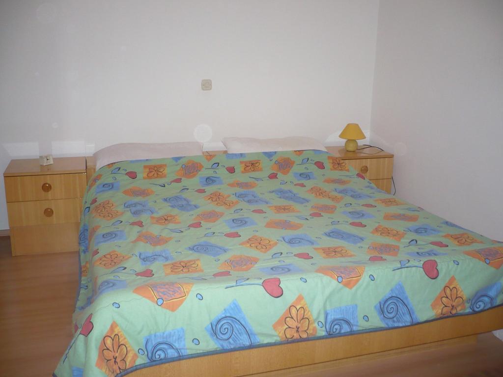 Apartment In Novi Vinodolski 15274 Povile Bagian luar foto