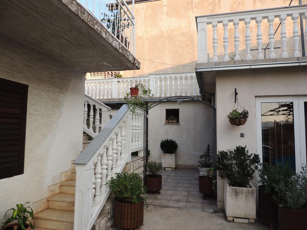 Apartment In Novi Vinodolski 15274 Povile Bagian luar foto