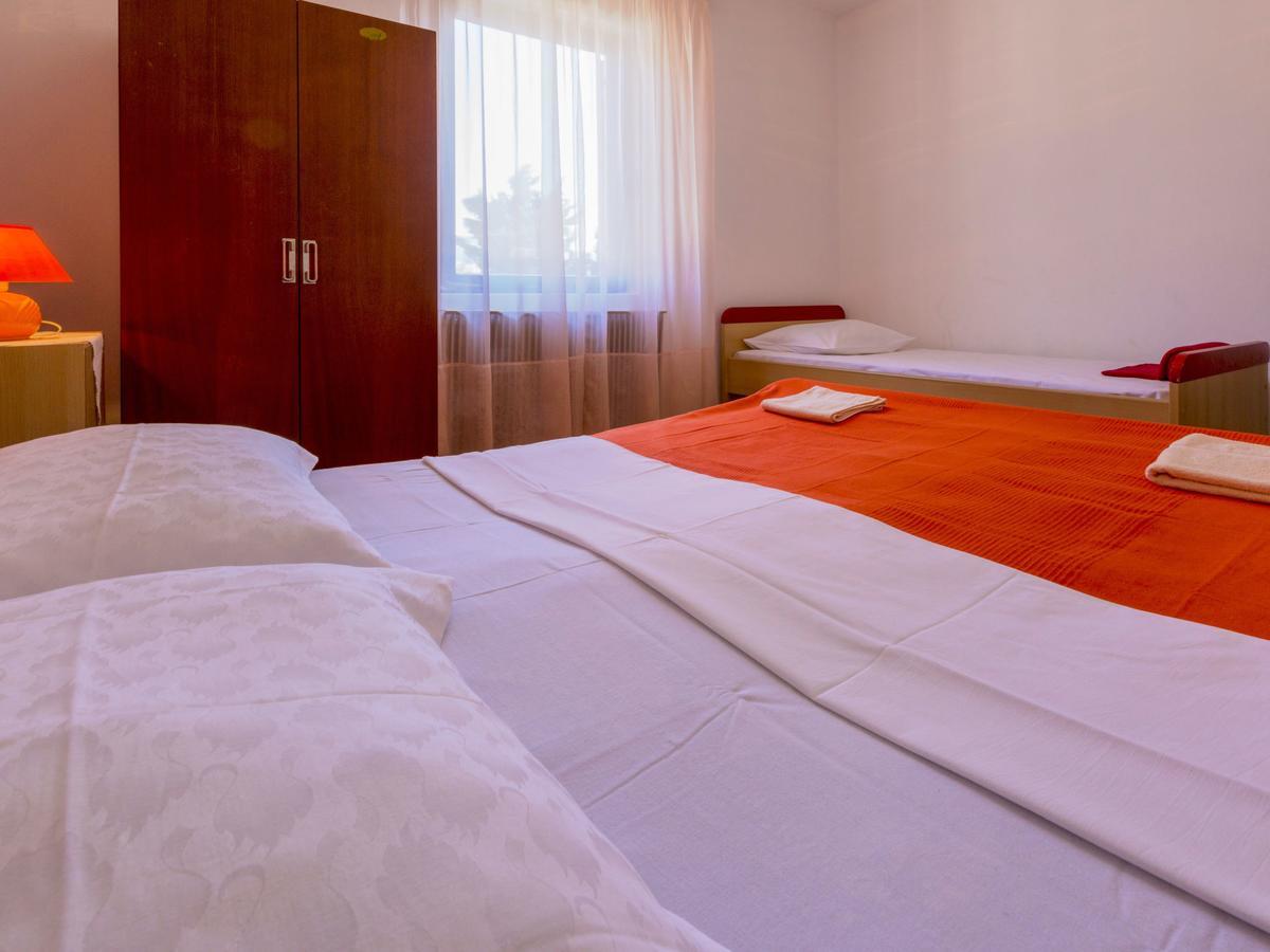 Apartment In Novi Vinodolski 15274 Povile Bagian luar foto